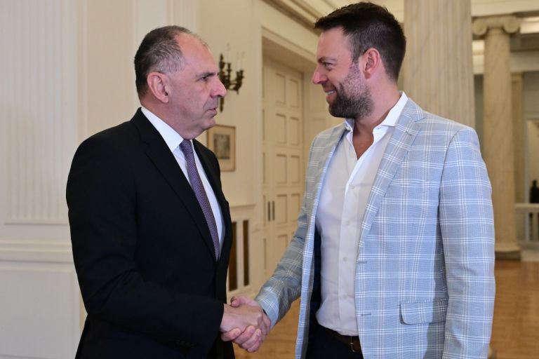 Ενημέρωση του Κασσελάκη από τον Γεραπετρίτη για θέματα εξωτερικής πολιτικής [vid]