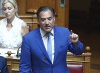 Άδωνις: Λήψη πειθαρχικών μέτρων από τη Βουλή κατά Πολάκη για συμπεριφορά στην κ. Πετρούλια