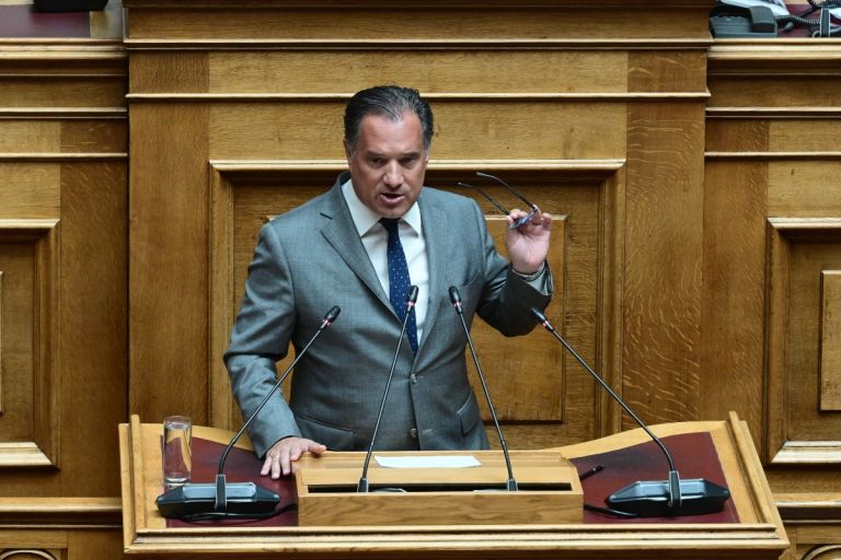 Άδωνις Γεωργιάδης: Δεν κλείνουμε κανένα κέντρο απεξάρτησης [vid]