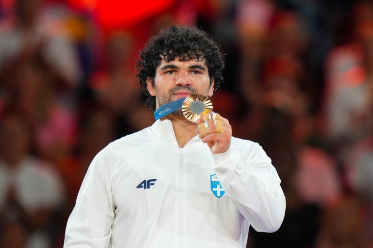 Ολυμπιακοί Αγώνες 2024: Η απονομή του χάλκινου μεταλλίου στον Θοδωρή Τσελίδη [vid]