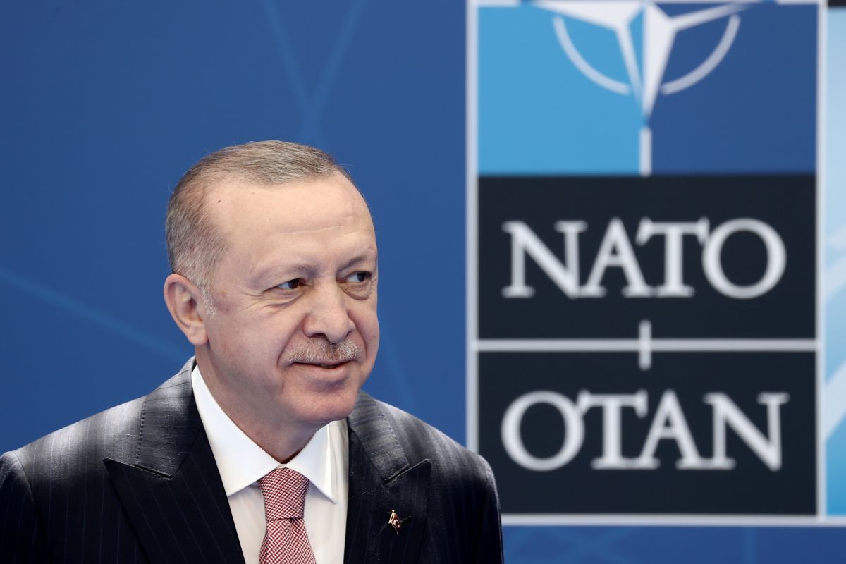 Η Τουρκία δεσμεύεται στο ΝΑΤΟ αλλά είναι επιφυλακτική για το μέλλον της συμμαχίας [vid]