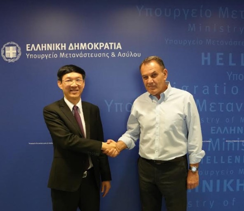 Συνάντηση Παναγιωτόπουλου με τον πρέσβη του Βιετνάμ για την εποχική εργασία