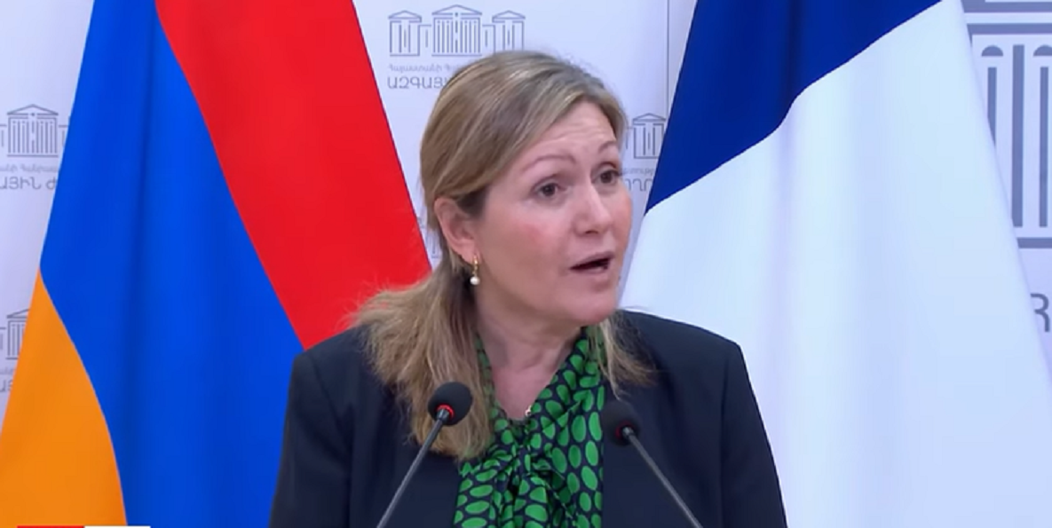 Γαλλία: Η Μπραούν-Πιβέ επανεξελέγη πρόεδρος της Εθνοσυνέλευσης