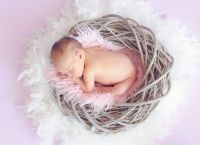 Demographic Crisis: Gap Between Annual Deaths, Births Rises in Greece