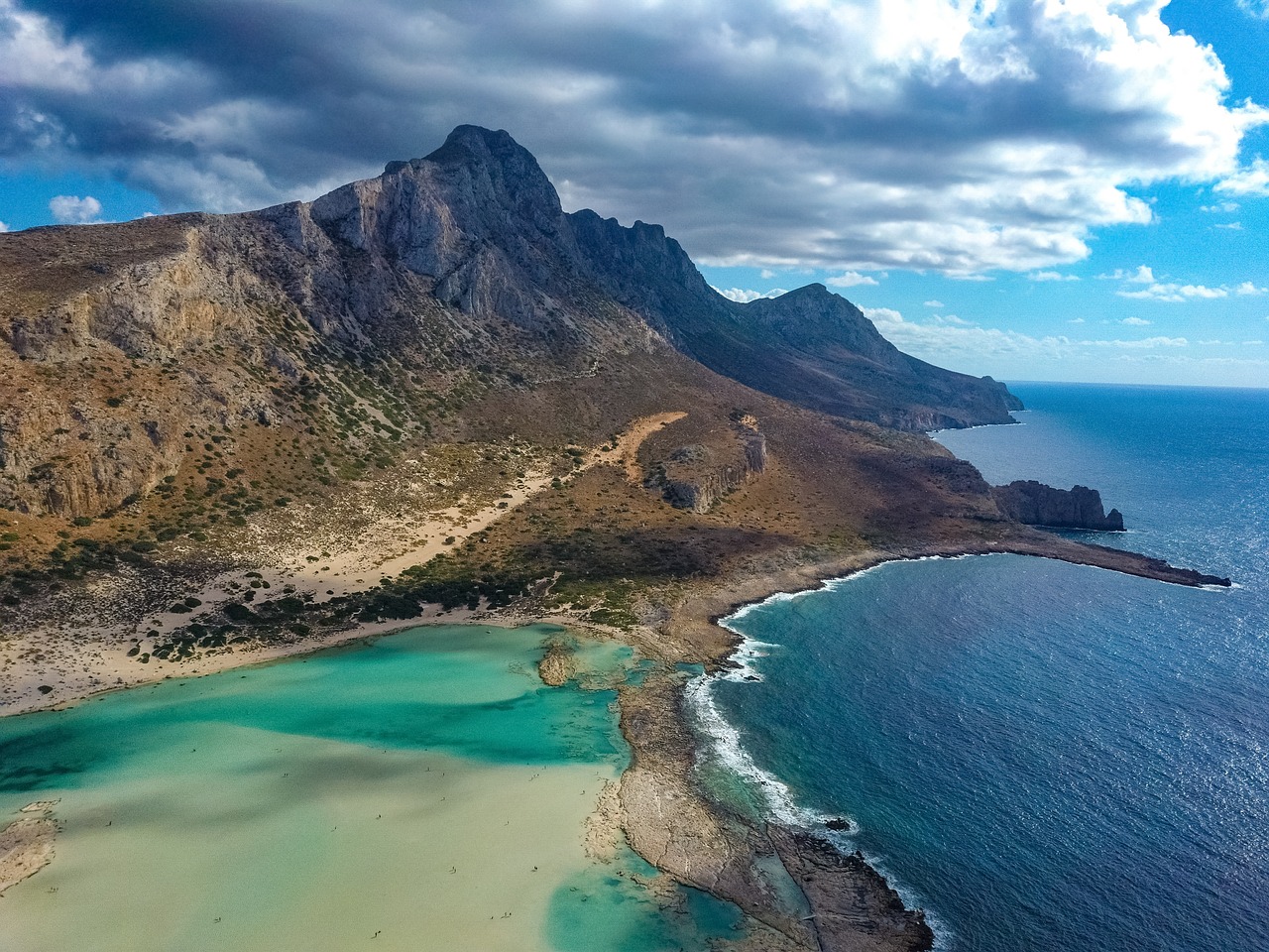 Urgent Call for Water Management in Crete Amid Severe Shortage