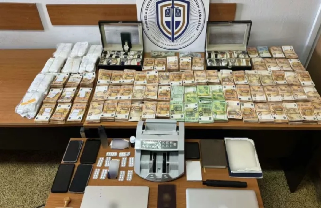 Αναστολή καθηκόντων σε υπαλλήλους του Υπουργείου Πολιτισμού που εμπλέκονται στους εκβιασμούς καταστηματαρχών