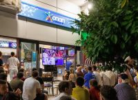 Ποδοσφαιρική βραδιά με Πορτογαλία-Γαλλία σε κατάστημα ΟΠΑΠ στο Περιστέρι