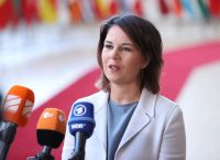Γερμανία: Η Μπέρμποκ υπέρ της εγκατάστασης αμερικανικών πυραύλων σε γερμανικό έδαφος
