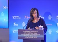 ΠΑΣΟΚ: Ανεβάζουν τόνους οι υποψήφιοι πρόεδροι ΠΑΣΟΚ: Ανεβάζουν τόνους οι υποψήφιοι πρόεδροι
