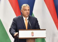 E.E.: Καταδικάζει την παρουσία Όρμπαν στη σύνοδο τουρκογενών κρατών