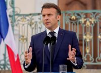 Ο Μακρόν καλεί σε συνασπισμό κατά της ακροδεξιάς