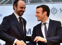 Πρώην πρωθυπουργός του Μακρόν ζητά συγκυβέρνηση Κέντρου – Δεξιάς