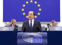 Ξαφνική κινητικότητα στο Κυπριακό, αισιοδοξία στη Λευκωσία Ξαφνική κινητικότητα στο Κυπριακό, αισιοδοξία στη Λευκωσία