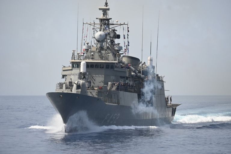 Μπορεί η ναυτική αποστολή της ΕΕ να αποτρέψει τους Χούθι;