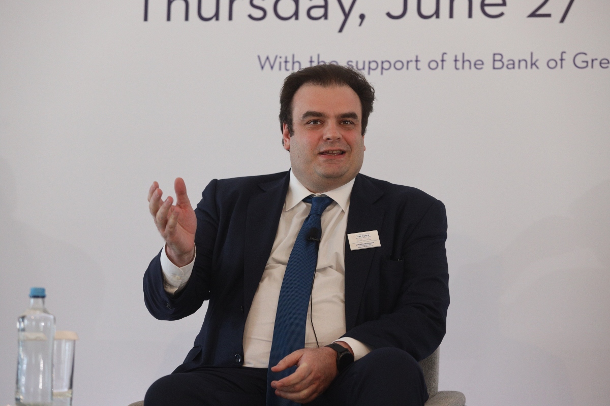 Πιερρακάκης: “Το κινητό στην τσάντα είναι το σύνθημα της νέας σχολικής χρονιάς”