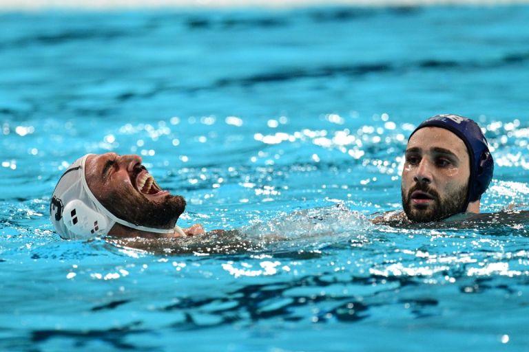 Ολυμπιακοί Αγώνες 2024: Η Σερβία με buzzer – beater πέταξε εκτός την Ελλάδα [12-11]