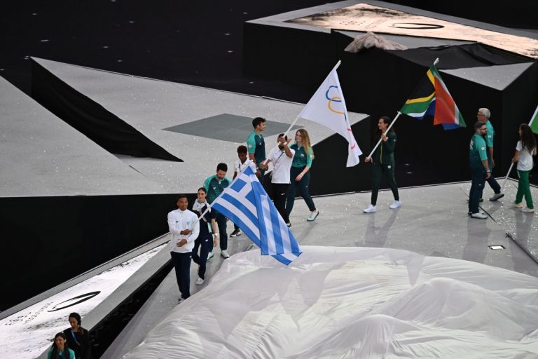 Ολυμπιακοί Αγώνες: Η είσοδος Καραλή-Πλατανιώτη με την ελληνική σημαία [vid]