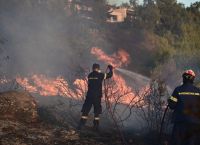 Φωτιά στην Αττική: O καπνός από την πυρκαγιά έχει ήδη διανύσει 300χλμ. [Χάρτης]