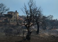 Μετρούν τις πληγές τους οι κάτοικοι της Πεντέλης που είδαν τις περιουσίες τους να χάνονται [pics,vid]
