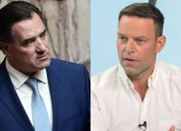 Άδωνις κατά Κασσελάκη: Είναι δίκαιο να μου κάνει κριτική από τη Μύκονο ενώ εγώ «οργώνω» τα νοσοκομεία; [vid]