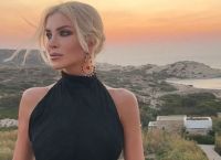 Σε φοβερά κέφια η Κατερίνα Καινούριου! Αυτοτρολάρεται για τη νέα της σχέση [pic]