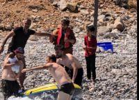 Συγκλονιστική διάσωση βρέφους μεταναστών στην Τήλο – Έπινε γάλα με θαλασσινό νερό για 3 μέρες