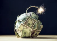 Δολάριο: Η UBS εκτιμά ότι θα χάσει τη γοητεία του μεσοπρόθεσμα – Πού βλέπει την ισοτιμία με το ευρώ