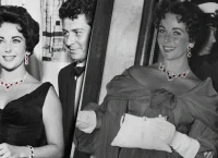Η Blake Lively φόρεσε το κολιέ της Elizabeth Taylor – Η τραγική ιστορία του θρυλικού κοσμήματος