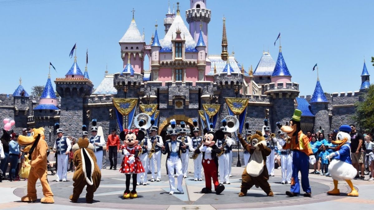 Ήρθε η ώρα των «κακών» της Disney, οι οποίοι αποκτούν το δικό τους θεματικό πάρκο