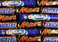 Mars: Ο «κολοσσός» των σνακ αποκτά την Kellanova, παρασκευάστρια των Pringles