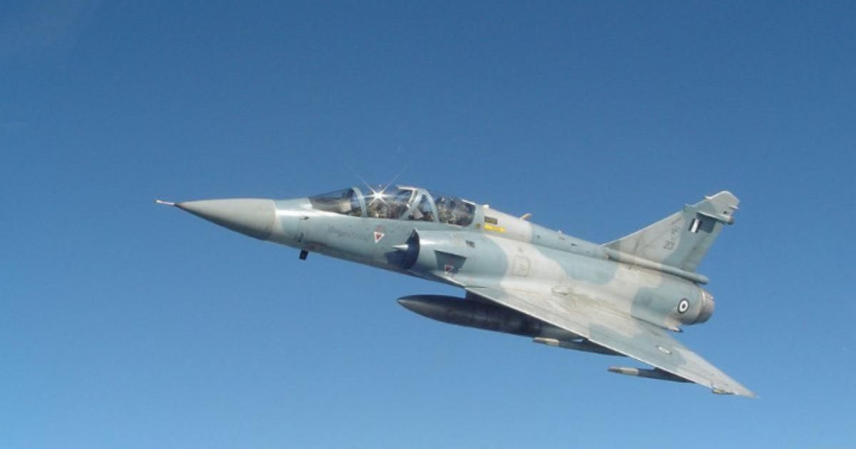 Σύγκρουση δύο Mirage στη Γαλλία – Αναζητούν τους πιλότους τα σωστικά συνεργεία