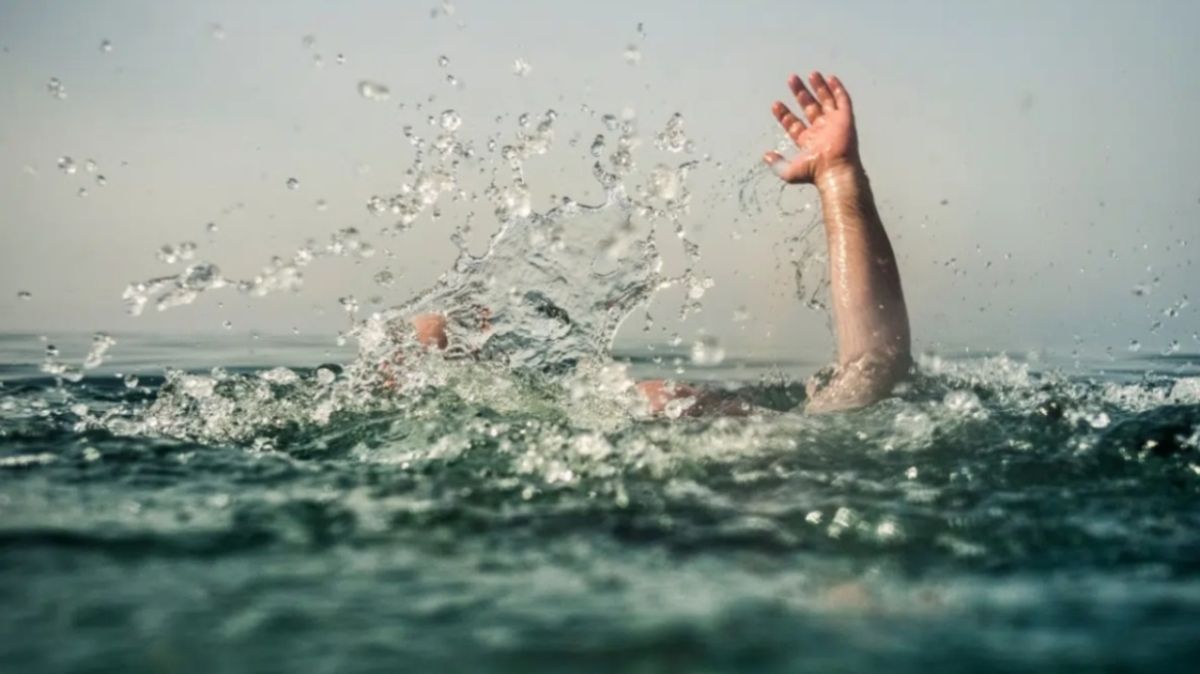 Τι είναι η ενστικτώδης αντίδραση του πνιγμού και γιατί σπάνια το θύμα μπορεί να φωνάξει «βοήθεια»
