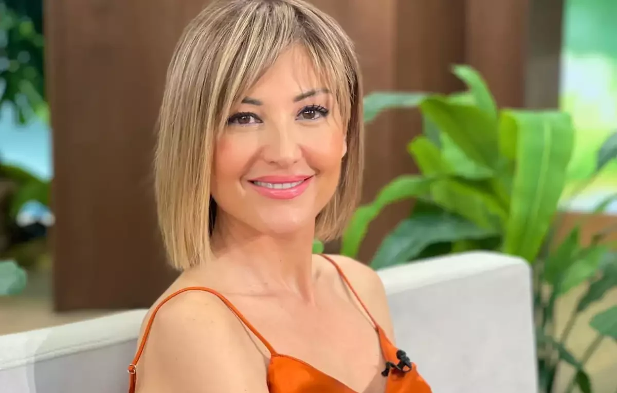 Μακριά μαλλιά, παραπανίσια κιλά, “μία άλλη”: Παντελώς αγνώριστη η Ράνια Τζίμα, σούσουρο με φώτο που διέρρευσε