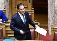 Άδωνις Γεωργιάδης: Ο Πρόεδρος των Φαρμακοποιών Αττικής υπέρ των νέων τιμών σε φθηνά φάρμακα
