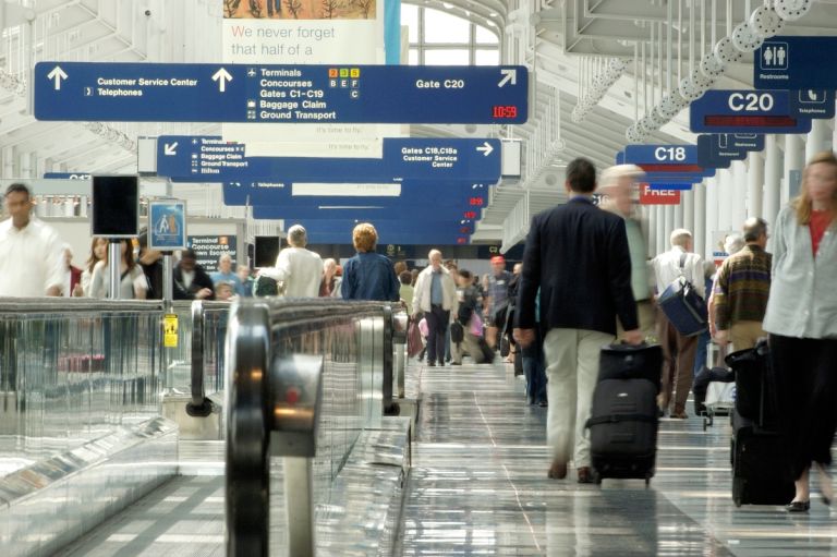 Air Travel: EU Tightens Hand Luggage and Liquid Rules