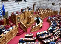 Παρακολουθήσεις: Προβλήματα στην κοινή πρόταση της αντιπολίτευσης
