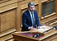 Ο Ανδρουλάκης προτείνει ελεύθερο ντιμπέιτ με διάλογο μεταξύ των υποψηφίων πριν τις εκλογές στο ΠΑΣΟΚ