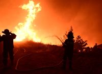 Εκρηκτικό κοκτέιλ με θυελλώδεις ανέμους και θερμοκρασίες πάνω από 40 βαθμούς Κελσίου τα επόμενα 24ώρα