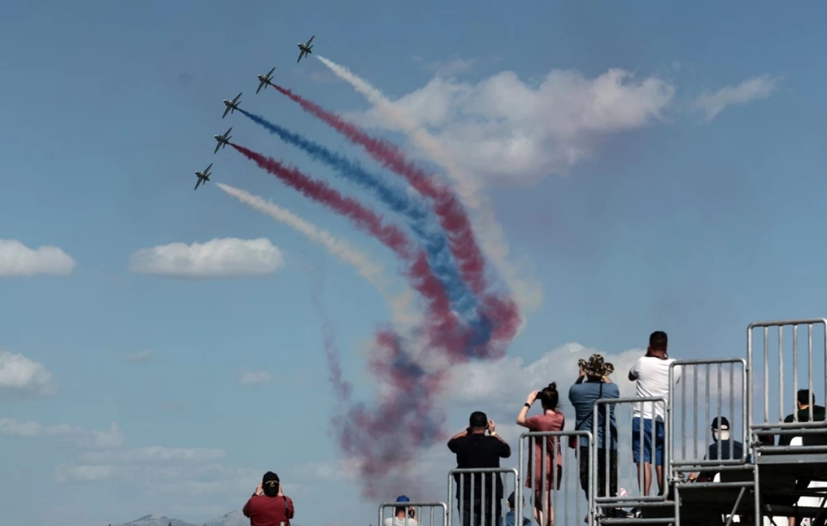 Athens Flying Week: Η αερομαχία Rafale vs F-16 έκλεψε την παράσταση
