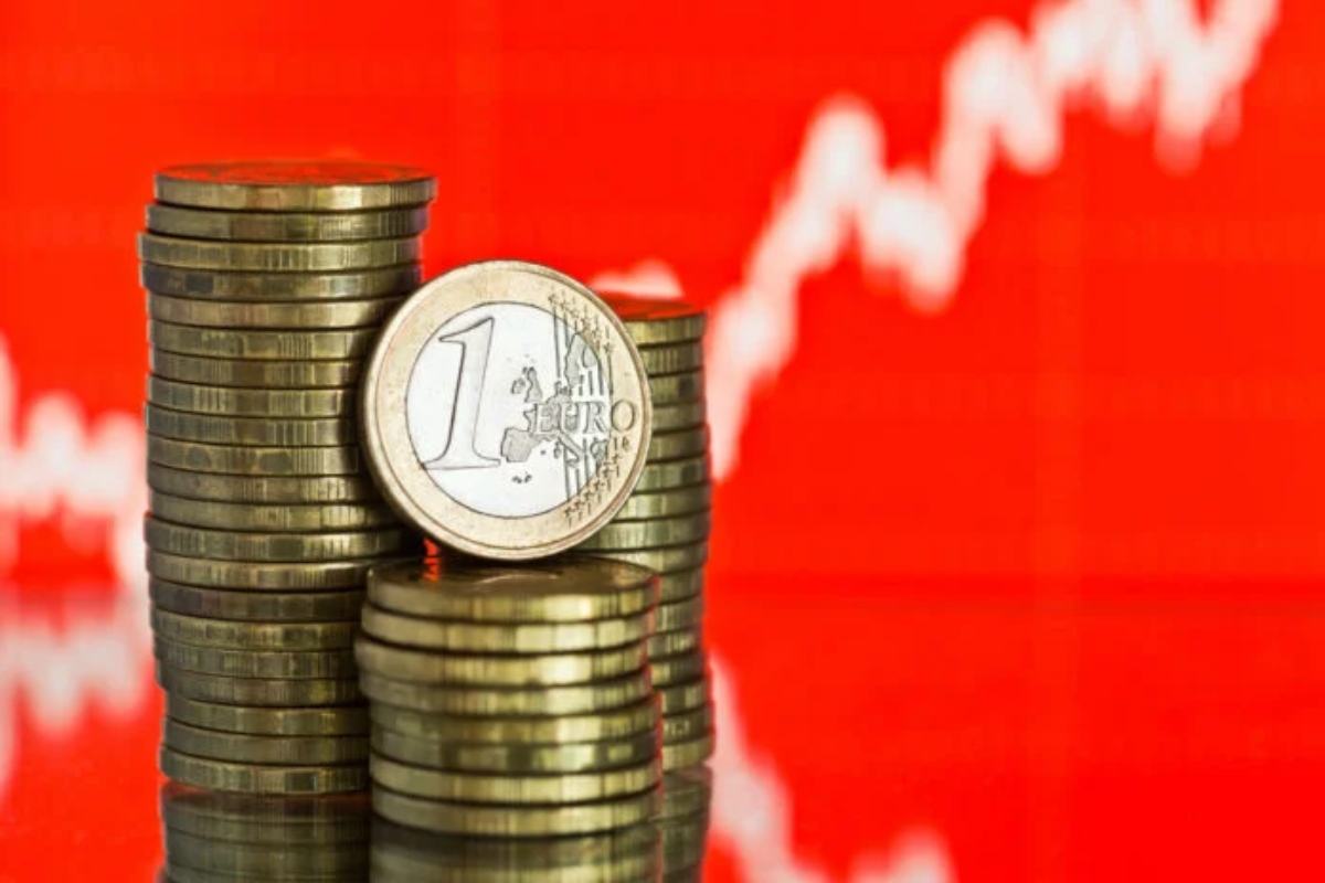 Κόκκινα δάνεια: Πώς οι ελληνικές τράπεζες θα συγκλίνουν με τις ευρωπαϊκές