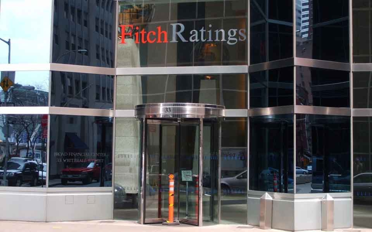 Fitch: Αναβάθμισε τις ελληνικές τράπεζες, με θετικό outlook