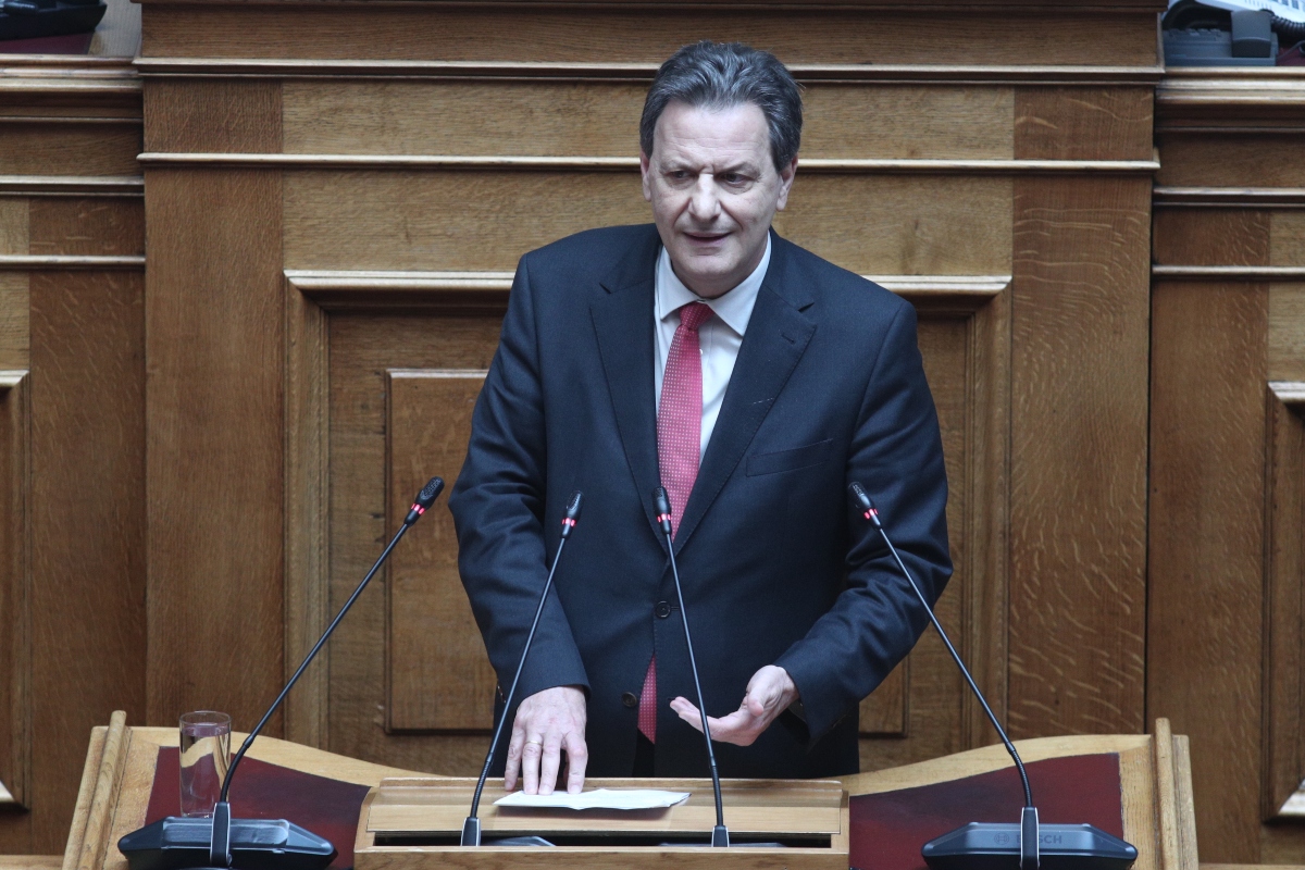 Βαθαίνει η αντιπαράθεση κυβέρνησης – αντιπολίτευσης για ιδιωτικοποίηση του νερού