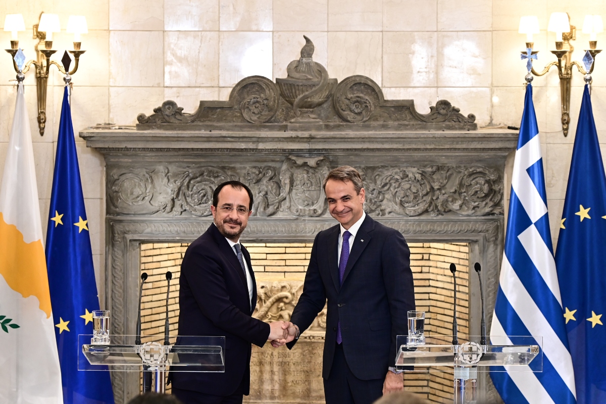 Μητσοτάκης – Χριστοδουλίδης για ηλεκτρική διασύνδεση και Κυπριακό