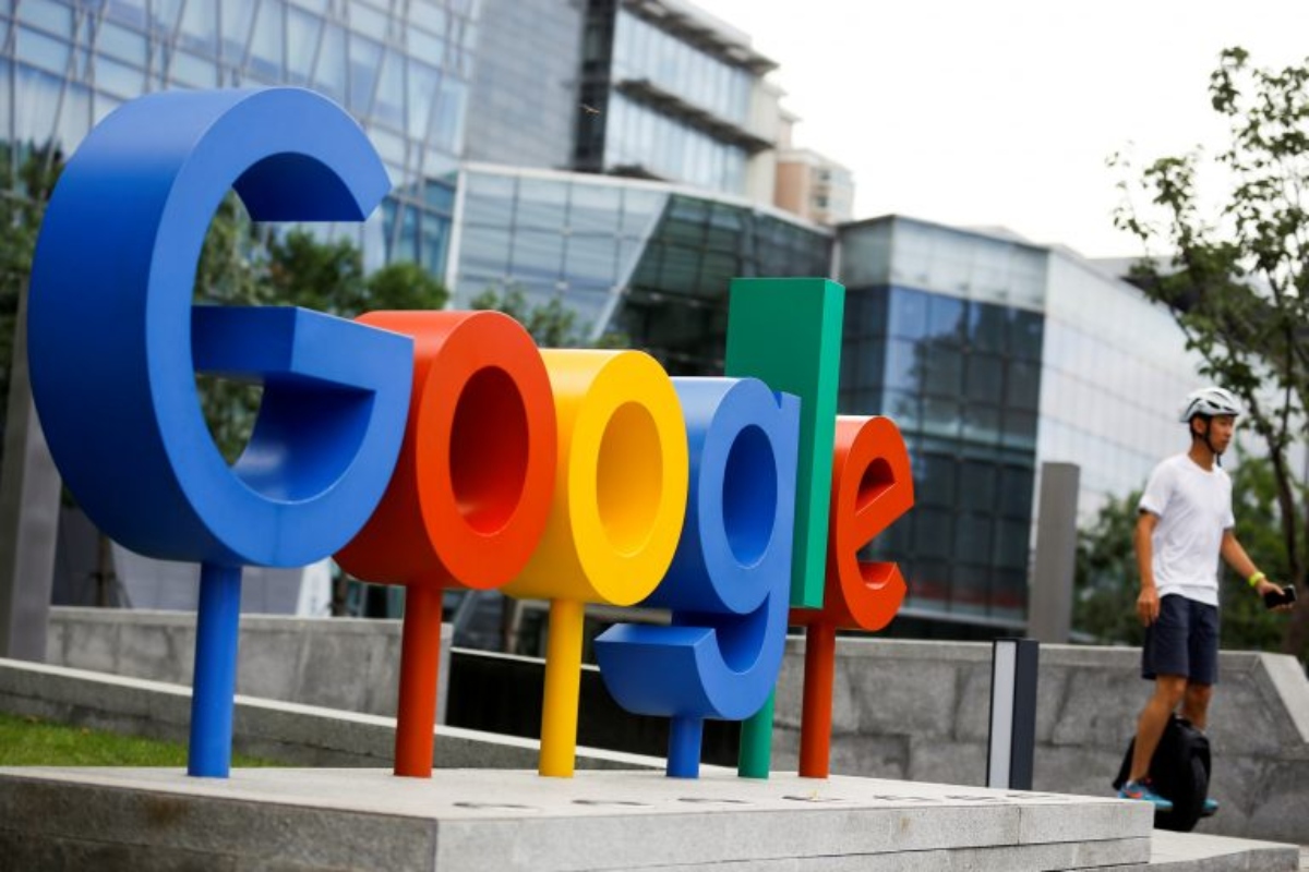 Google: Νέα μπλεξίματα – Γιατί μπαίνει στο μικροσκόπιο των αγγλικών αρχών