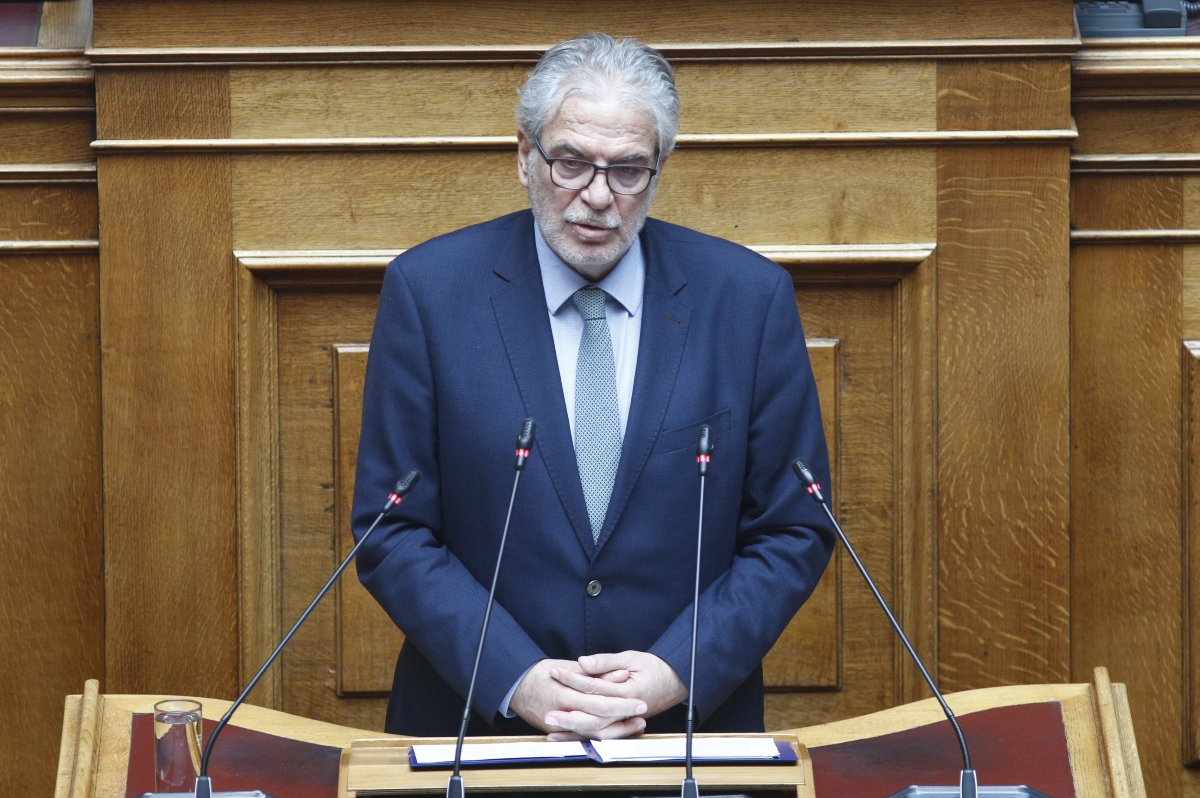 Έρχονται χρονοθυρίδες στα λιμάνια -Τι αναφέρει ο υπουργός Ναυτιλίας