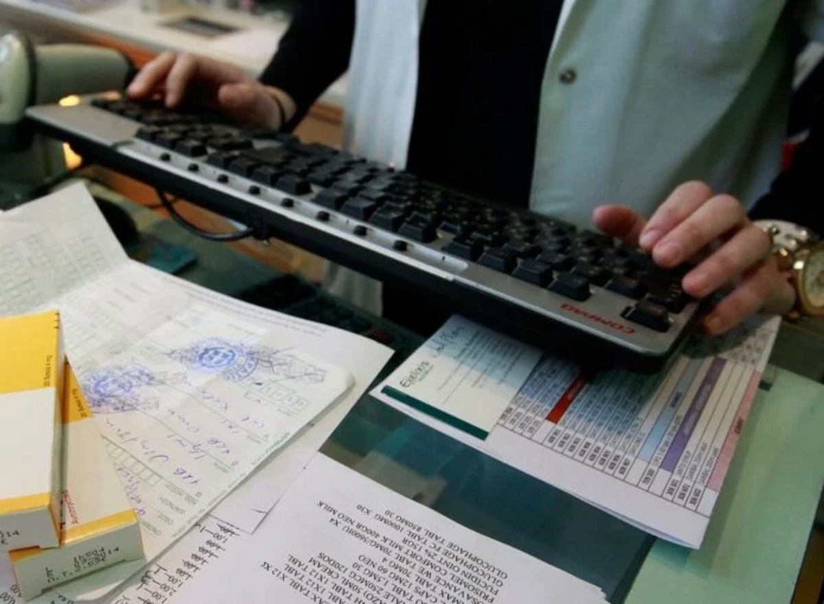 Φαρμακοποιοί: Να τιμωρηθούν παραδειγματικά οι εμπλεκόμενοι στις εικονικές συνταγογραφήσεις