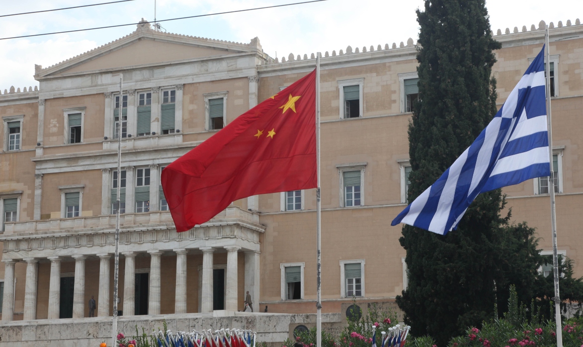 Handelsblatt: Greece changes course in its relations with China