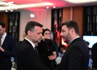 Εκλογές ΠΑΣΟΚ: Προβάδισμα Δούκα σε νέα δημοσκόπηση – Δεύτερος ο Ανδρουλάκης