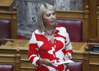 Μακρή: Ο αριθμός των συγχωνεύσεων τμημάτων που έγιναν μέχρι τώρα δεν ξεπερνά το 1,2%
