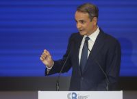 Μητσοτάκης: Αύξηση συντάξεων από την 1η Ιανουαρίου και μείωση ασφαλιστικών εισφορών